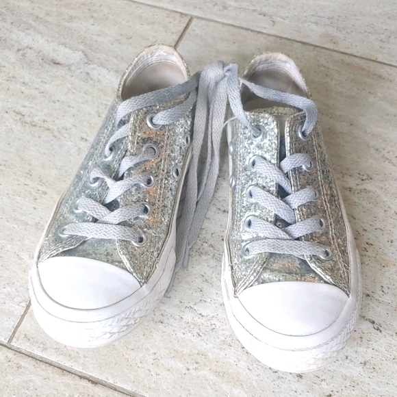 silver glitter infant converse